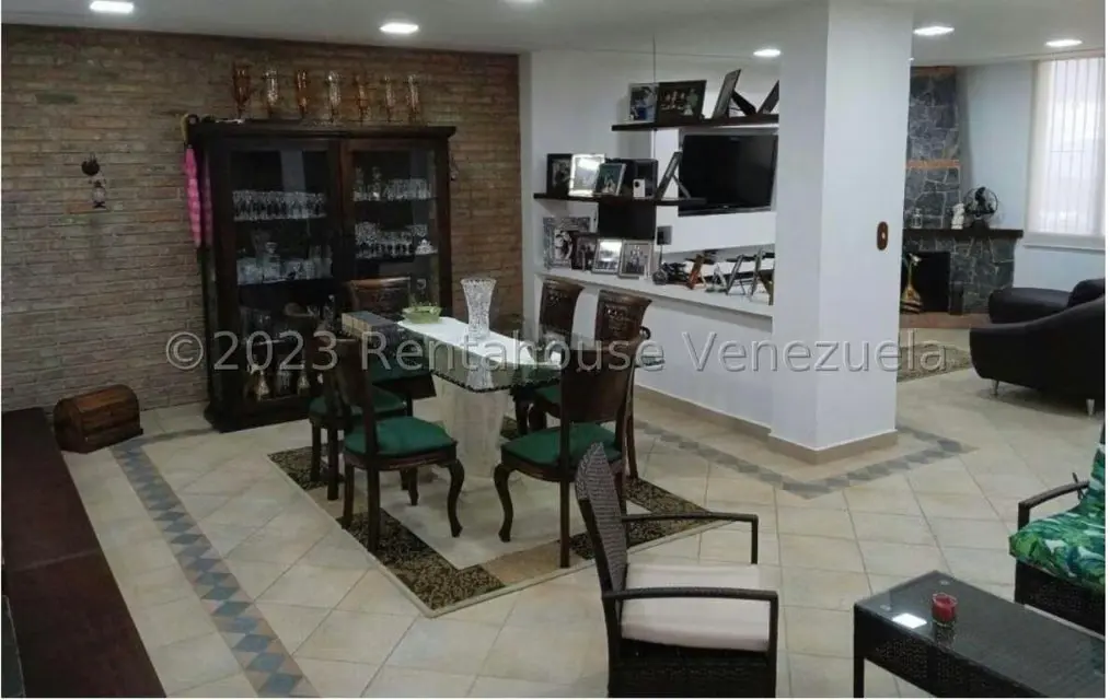 Casa (Multipes Niveles) en Venta en La Peña, Miranda - 9
