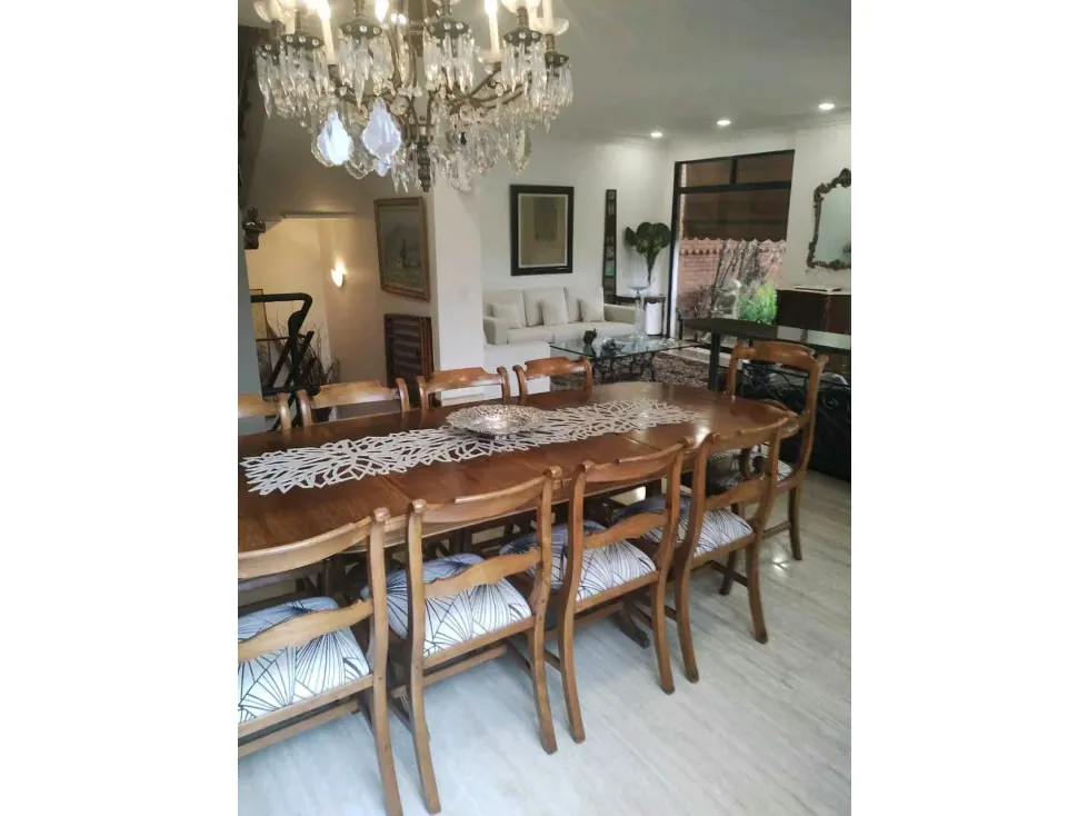 Se vende apartamento 526m2 Santa Eduvigis 1880 - 14