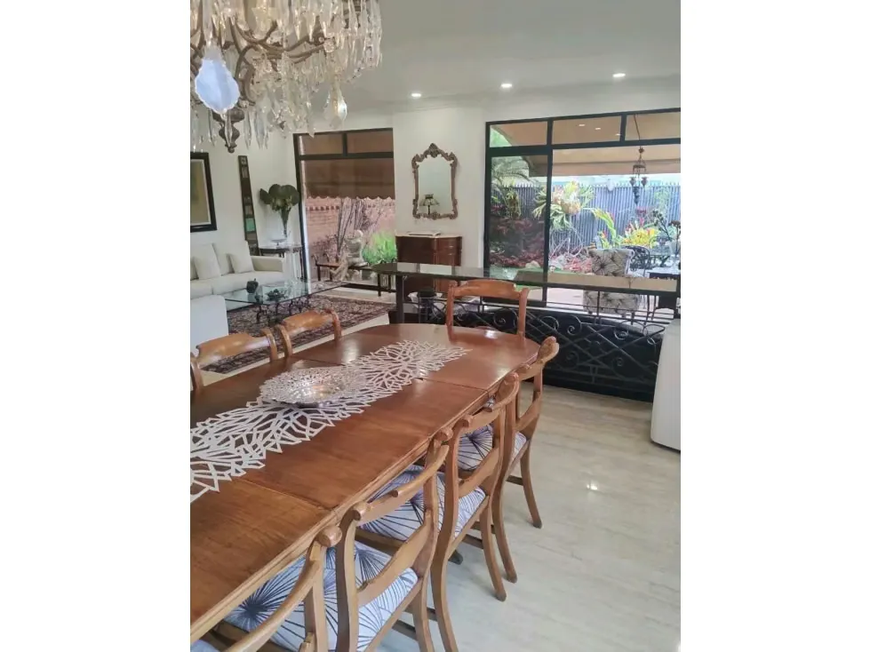 Se vende apartamento 526m2 Santa Eduvigis 1880 - 15