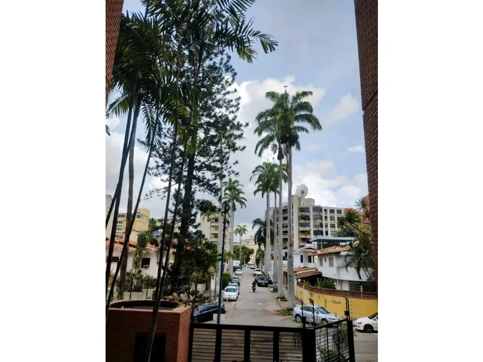 Se vende apartamento 526m2 Santa Eduvigis 1880 - 23