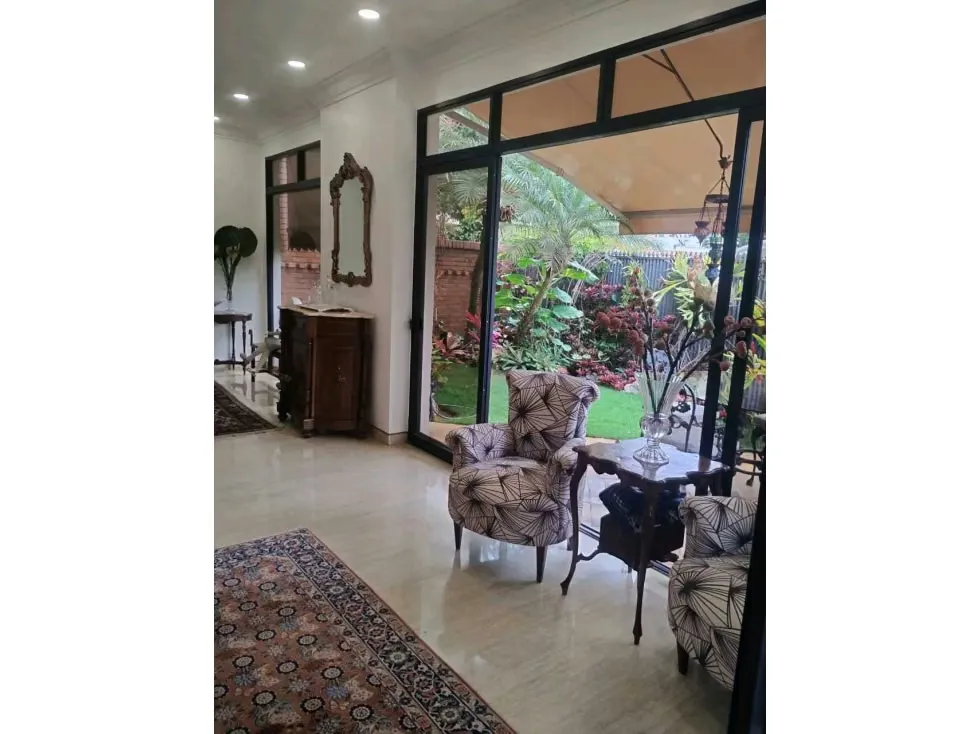 Se vende apartamento 526m2 Santa Eduvigis 1880 - 7