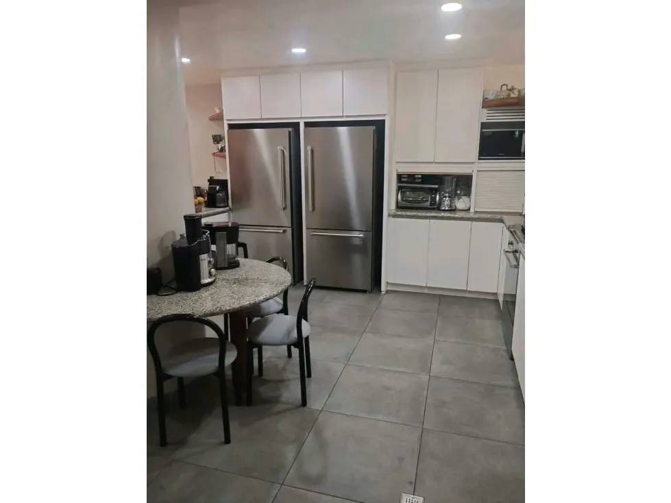 Se vende apartamento 526m2 Santa Eduvigis 1880 - 10