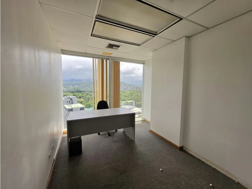 Se alquila Oficina 550m² Los Palos Grandes - 12