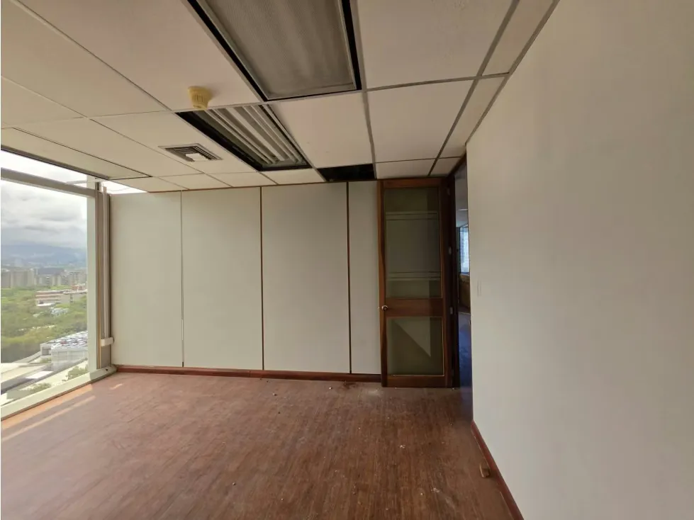 Se alquila Oficina 550m² Los Palos Grandes - 15