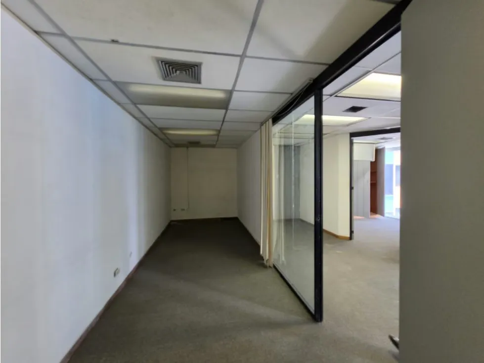Se alquila Oficina 550m² Los Palos Grandes - 10