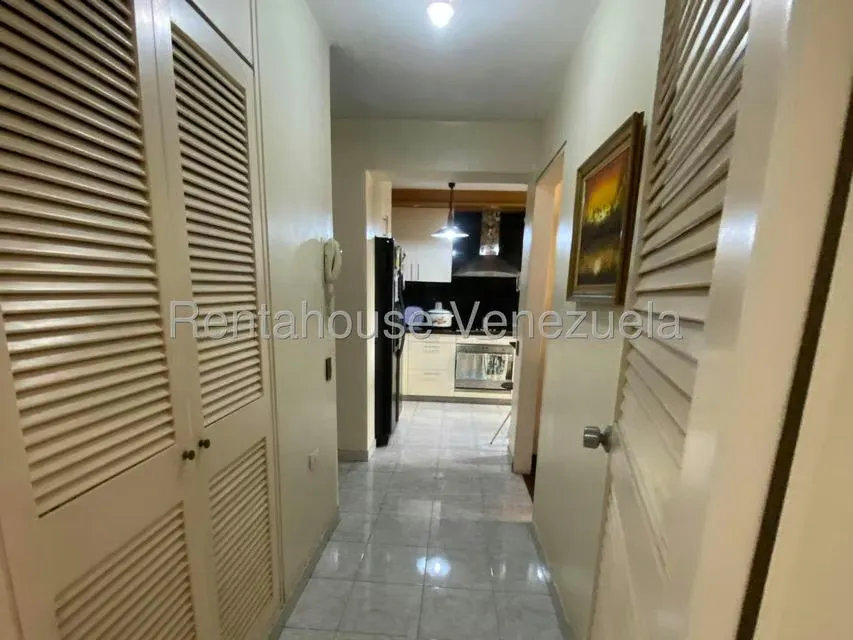Apartamento (1 Nivel) en Alquiler en Colinas de Bello Monte, Distrito Metropolitano - 20