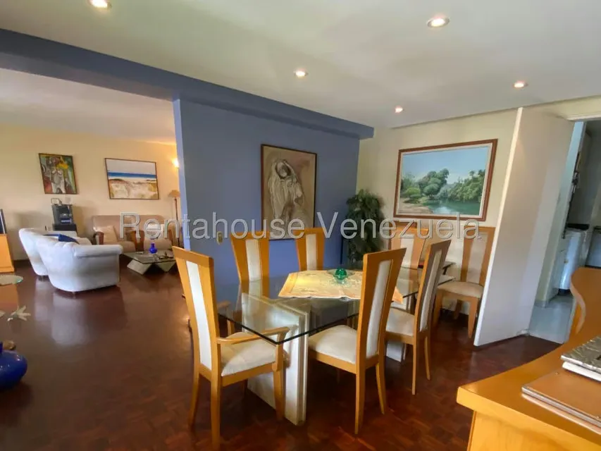 Apartamento (1 Nivel) en Alquiler en Colinas de Bello Monte, Distrito Metropolitano - 30