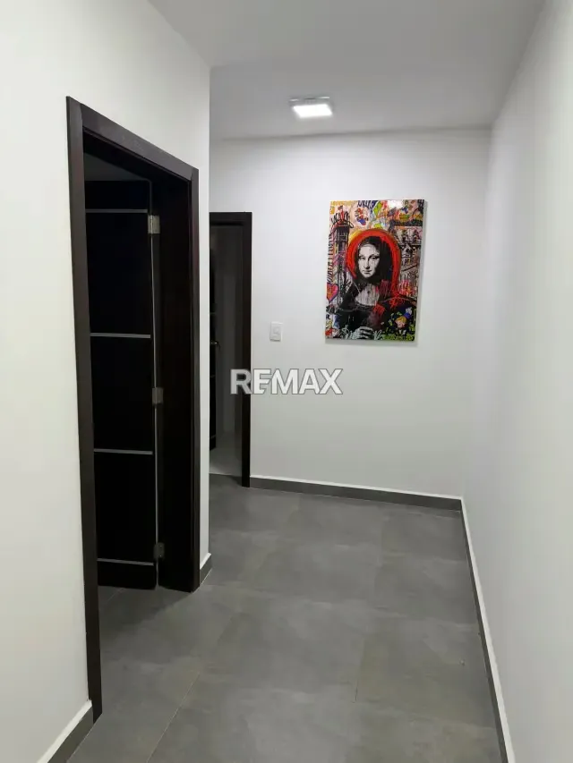 Townhouse de 114 m2, completamente remodelado y decorado moderno en Venta Conjunto Rio de la Plata en Tucacas - 16
