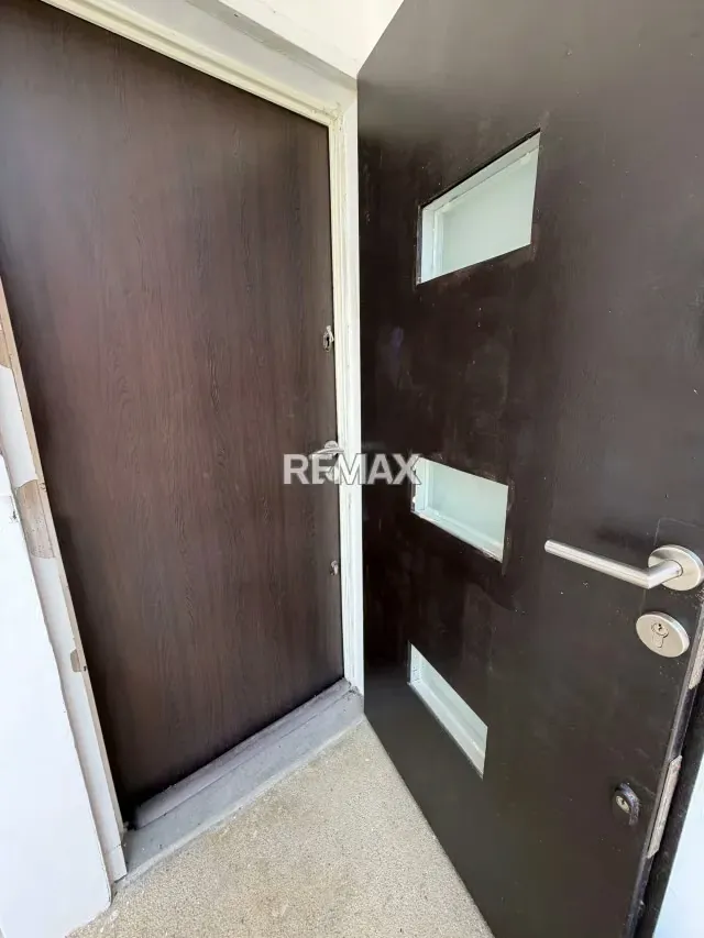 Townhouse de 114 m2, completamente remodelado y decorado moderno en Venta Conjunto Rio de la Plata en Tucacas - 5