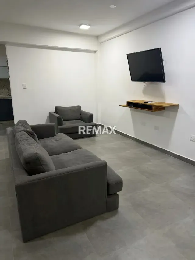 Townhouse de 114 m2, completamente remodelado y decorado moderno en Venta Conjunto Rio de la Plata en Tucacas - 7