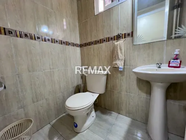 Town house actualizado en venta en la Urbanización Coromoto, Zona B - 11
