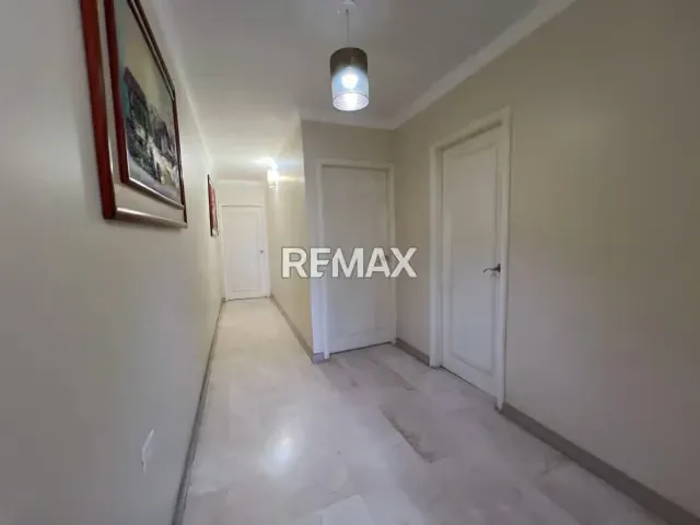 Town house actualizado en venta en la Urbanización Coromoto, Zona B - 20