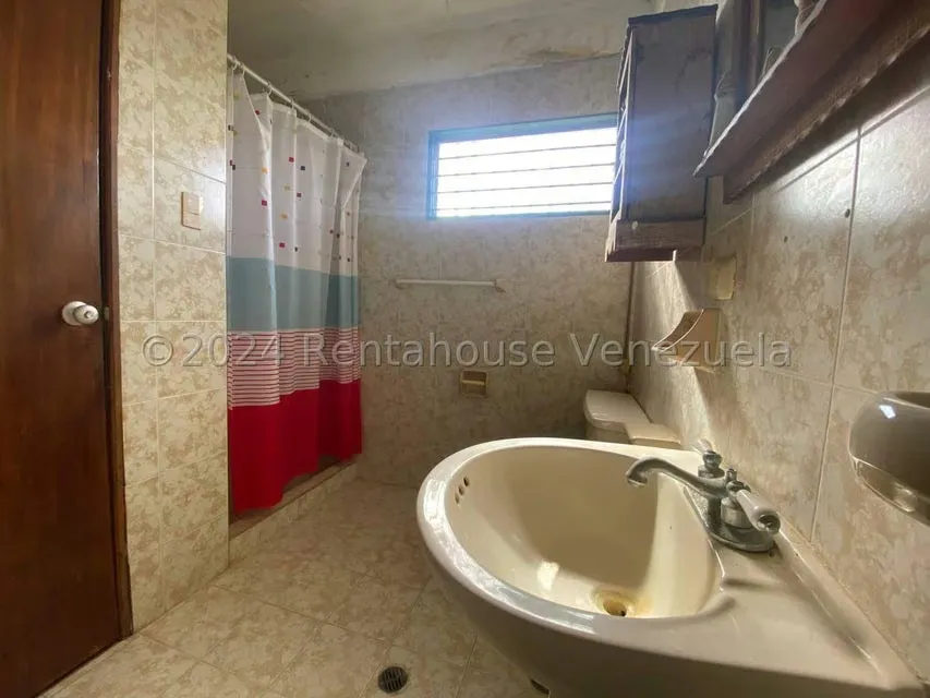 Townhouse (Duplex) en Venta en Playa Norte, Falcon - 12