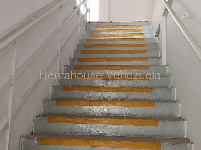 Local Comercial en Alquiler en El Tambor, Miranda - 7