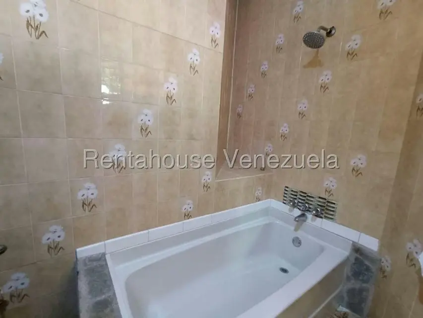Casa (Multipes Niveles) en Venta en La Viña, Carabobo - 31