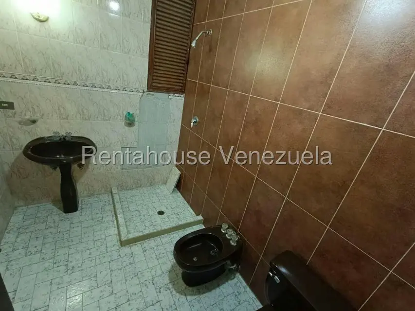 Casa (Multipes Niveles) en Venta en La Viña, Carabobo - 68