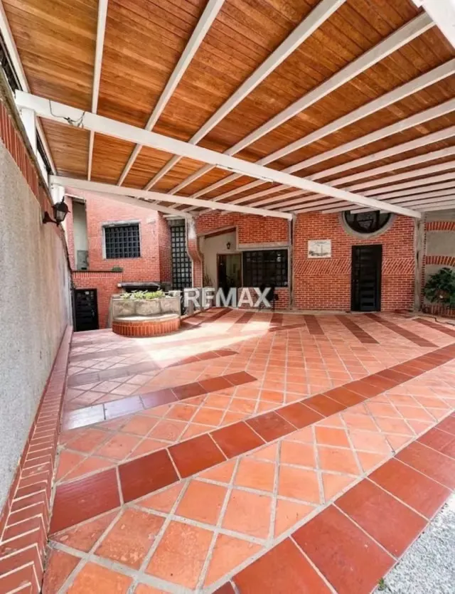 EN VENTA | CASA EN CONJUNTO PRIVADO Sector Polígono de Tiro - 17