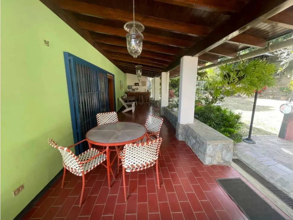 Se vende casa 650m2 Prados del Este 0565 - 11