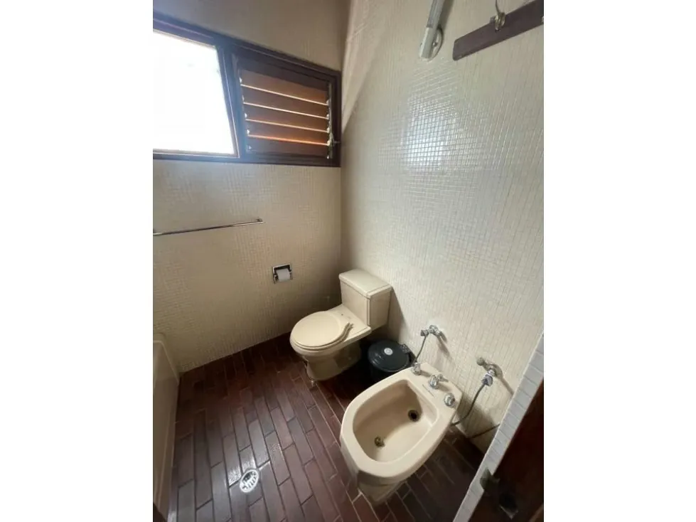 Se vende casa 650m2 Prados del Este 0565 - 19