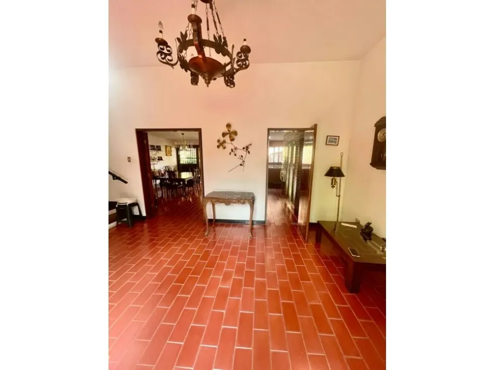 Se vende casa 650m2 Prados del Este 0565 - 3
