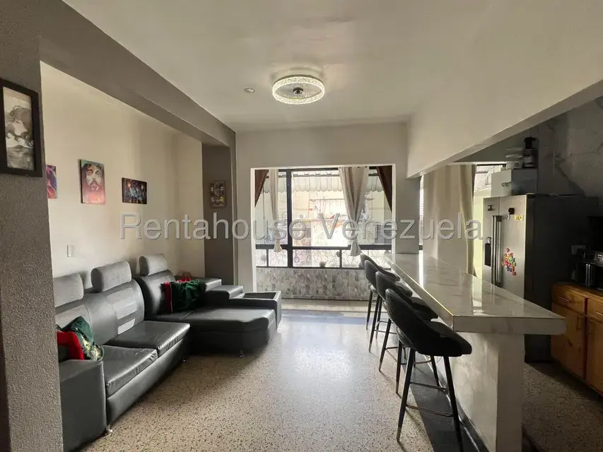 Apartamento (1 Nivel) en Venta en Chacao, Distrito Metropolitano - 2