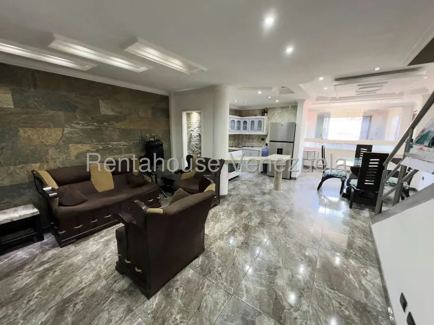 Casa (Multipes Niveles) en Venta en Catia, Distrito Metropolitano - 11