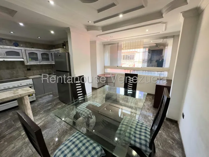 Casa (Multipes Niveles) en Venta en Catia, Distrito Metropolitano - 13