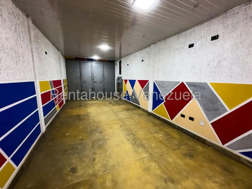 Casa (Multipes Niveles) en Venta en Catia, Distrito Metropolitano - 4