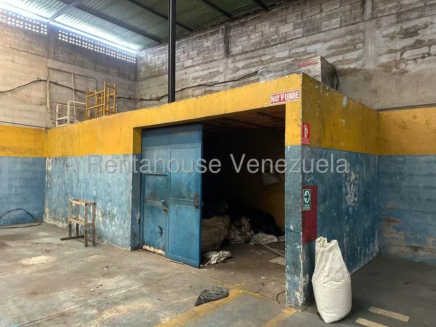 Galpon - Deposito en Alquiler en Santa Rita, Aragua - 11