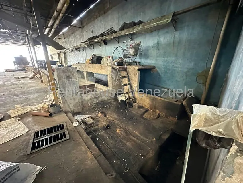 Galpon - Deposito en Alquiler en Santa Rita, Aragua - 17