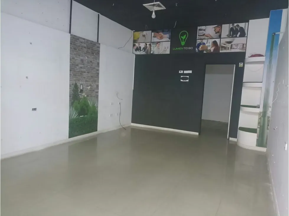 Se alquila local comercial 44m2 Prados del Este 3489 - 2