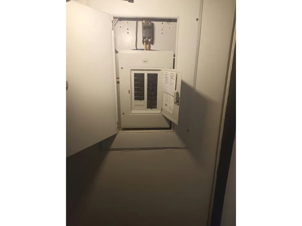 Se alquila local comercial 44m2 Prados del Este 3489 - 4