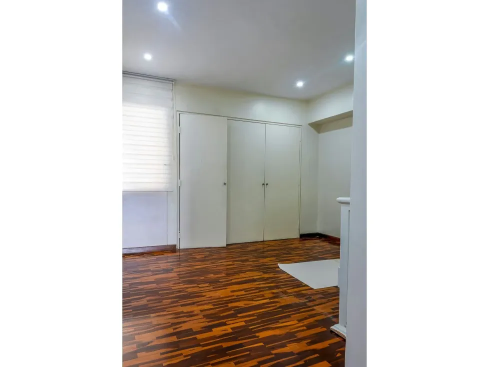 Se alquila apto 240m2 3h+s/5b/2p Santa Eduvigis La Arbolada - 27