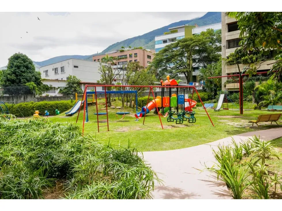 Se alquila apto 240m2 3h+s/5b/2p Santa Eduvigis La Arbolada - 36