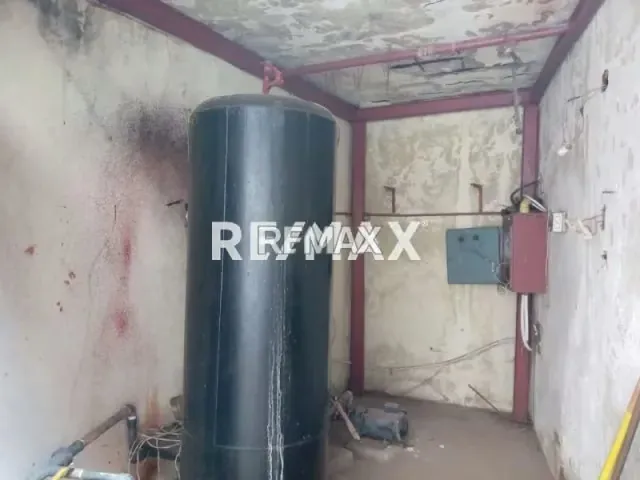 EN VENTA EDIFICIO EN EL SECTOR LOS BLOQUES, MATURIN-MONAGAS - 6