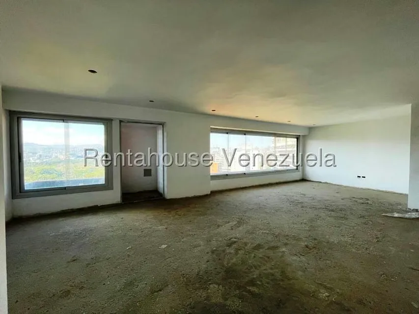 Apartamento (1 Nivel) en Venta en Los Dos Caminos, Distrito Metropolitano - 8