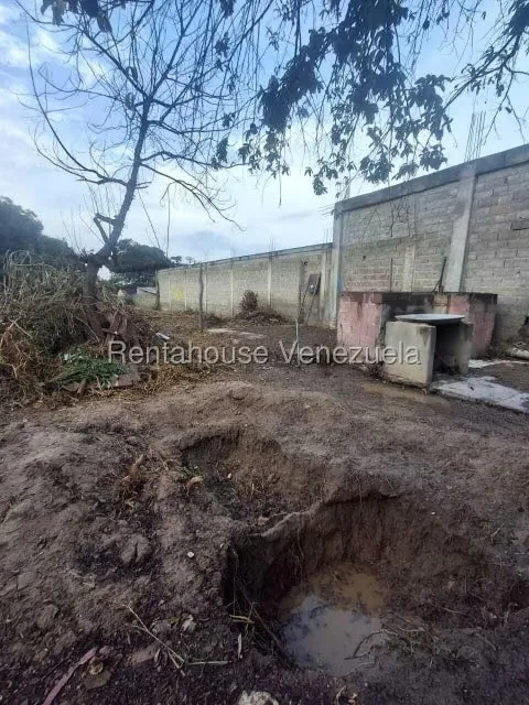 Terreno (Comercial) en Venta en Centro, Lara - 2