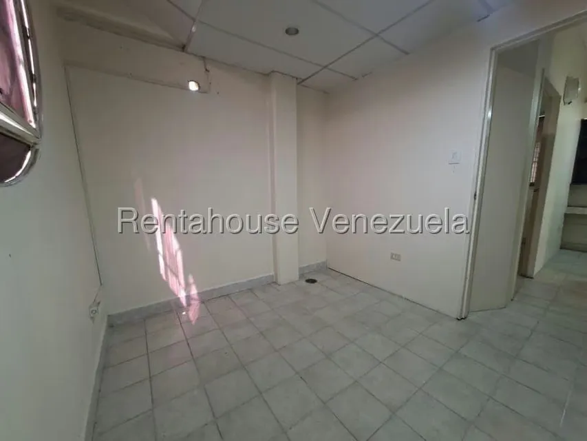 Oficina en Alquiler en Centro, Lara - 9