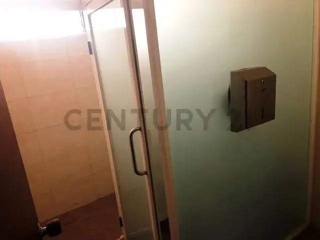 Local De 304,07 En Venta En El Cc El Refugio. - 17