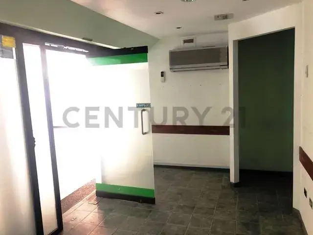 Local De 304,07 En Venta En El Cc El Refugio. - 3