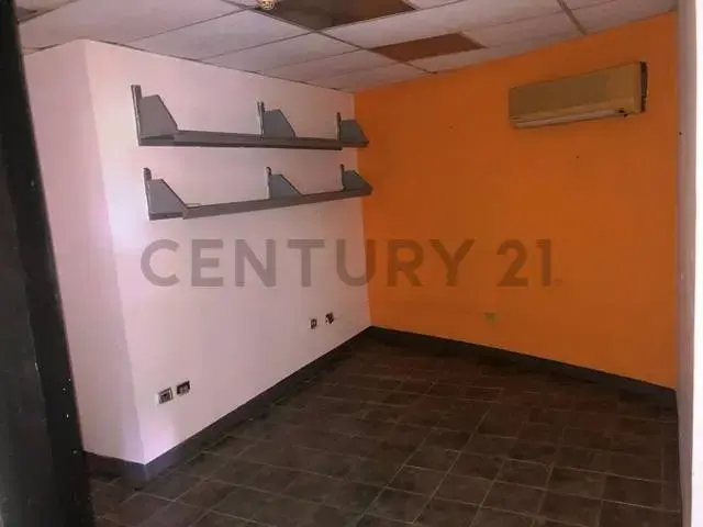 Local De 304,07 En Venta En El Cc El Refugio. - 9