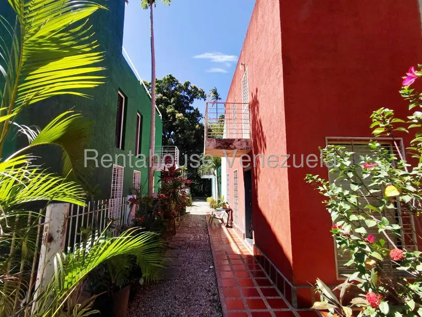 Casa (Duplex) en Venta en La Asuncion, Nueva Esparta - 8