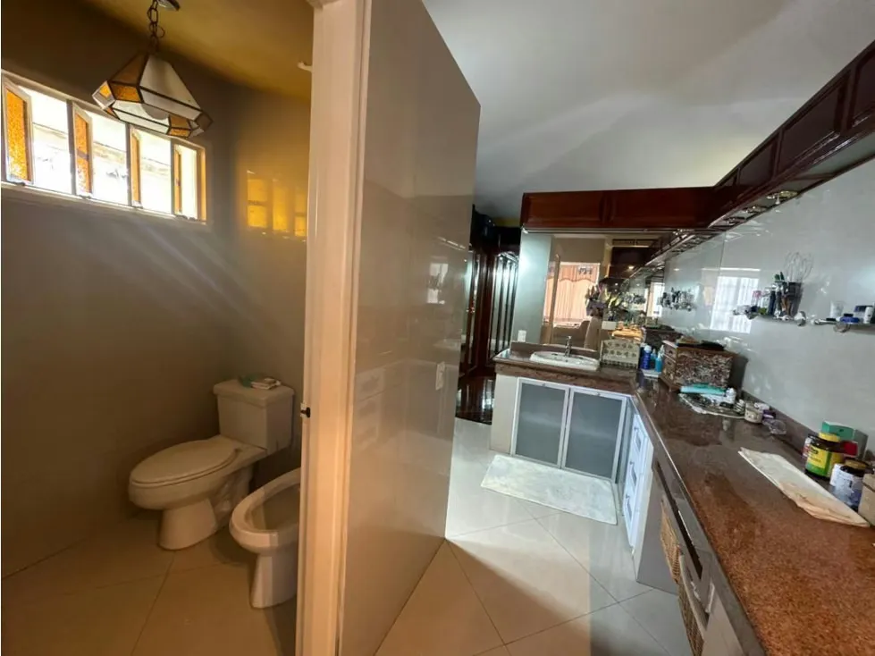 Se vende casa 1985m² 9h+2s/12b/5p Cerro Verde - 32