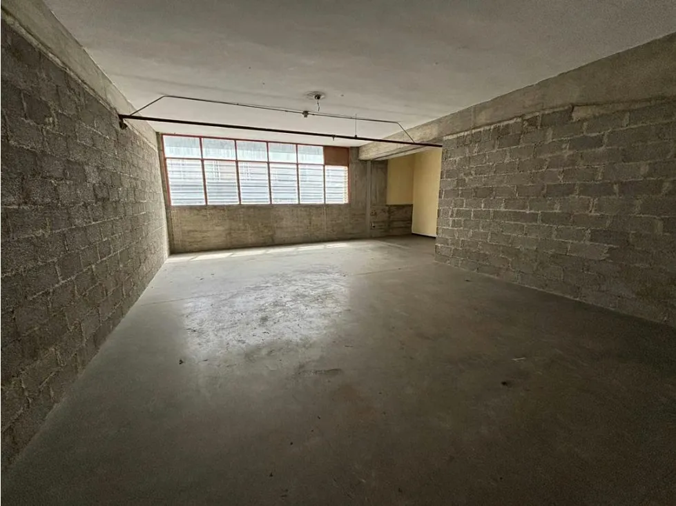Se Alquila Deposito 64m² Palo Verde - 2