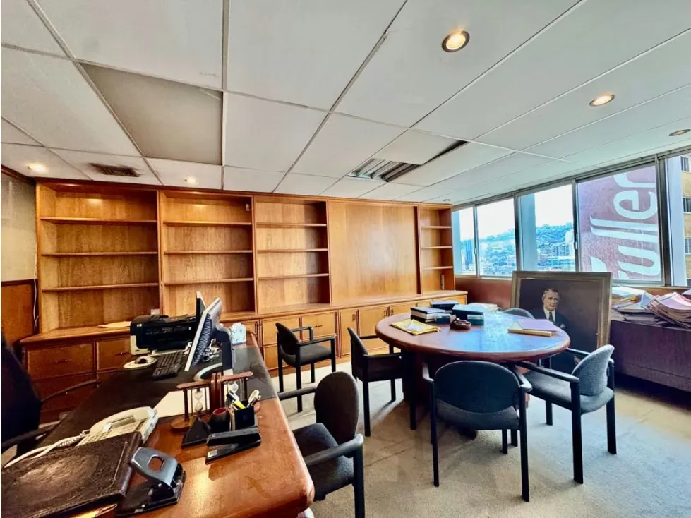 Se vende oficina 125m2 Sábana Grande - 9