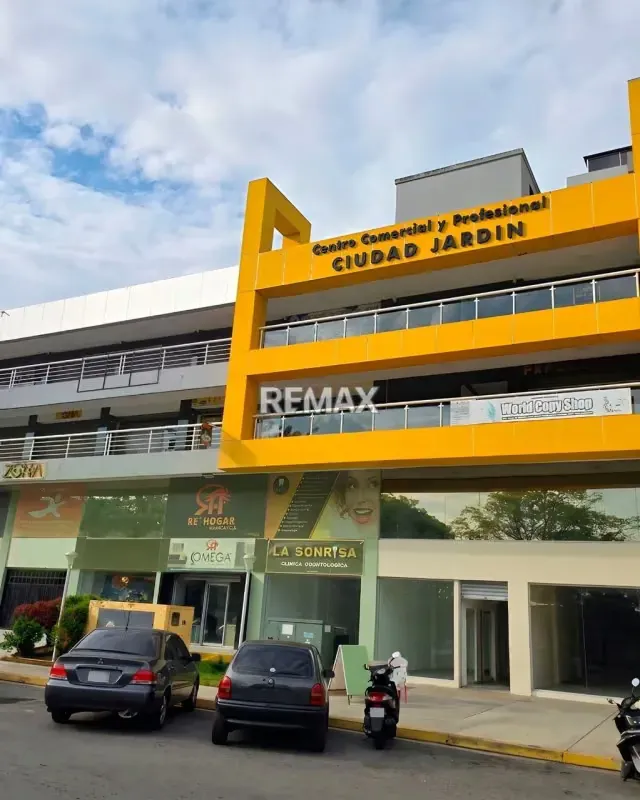 LOCAL COMERCIAL CIUADAD JARDIN EN VENTA EN LA URB. SAN JACINTO