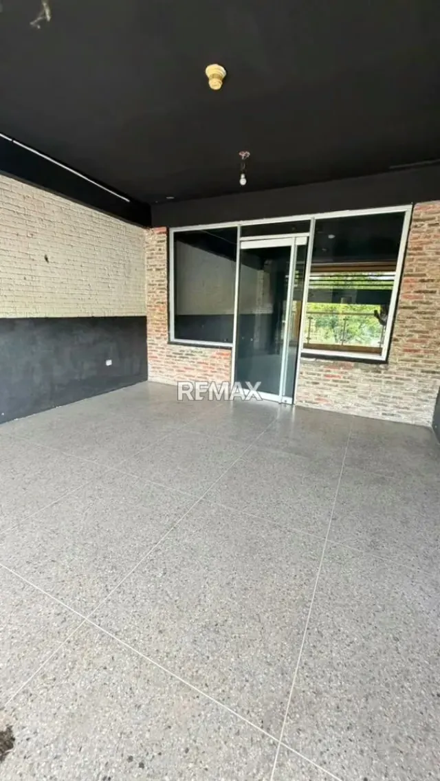 LOCAL COMERCIAL CIUADAD JARDIN EN VENTA EN LA URB. SAN JACINTO - 3