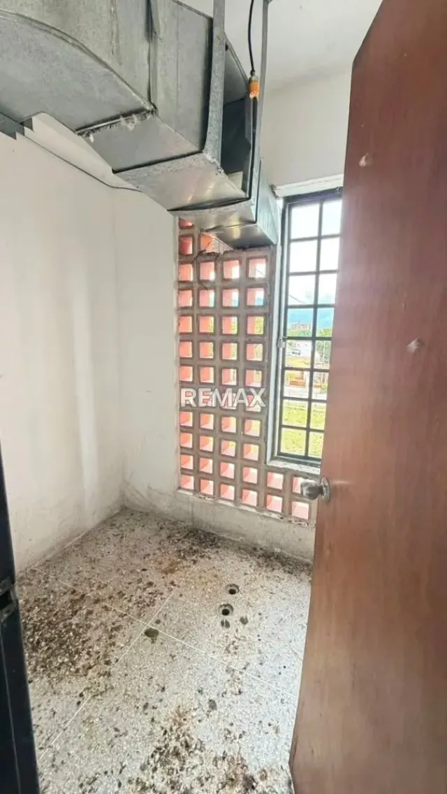 LOCAL COMERCIAL CIUADAD JARDIN EN VENTA EN LA URB. SAN JACINTO - 8