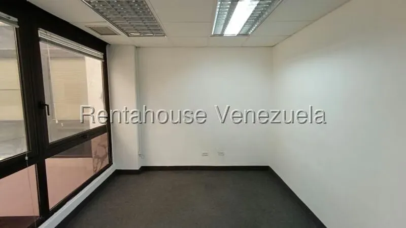 Oficina en Alquiler en Chuao, Distrito Metropolitano - 22