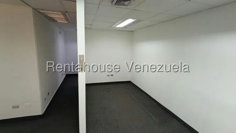 Oficina en Alquiler en Chuao, Distrito Metropolitano - 25